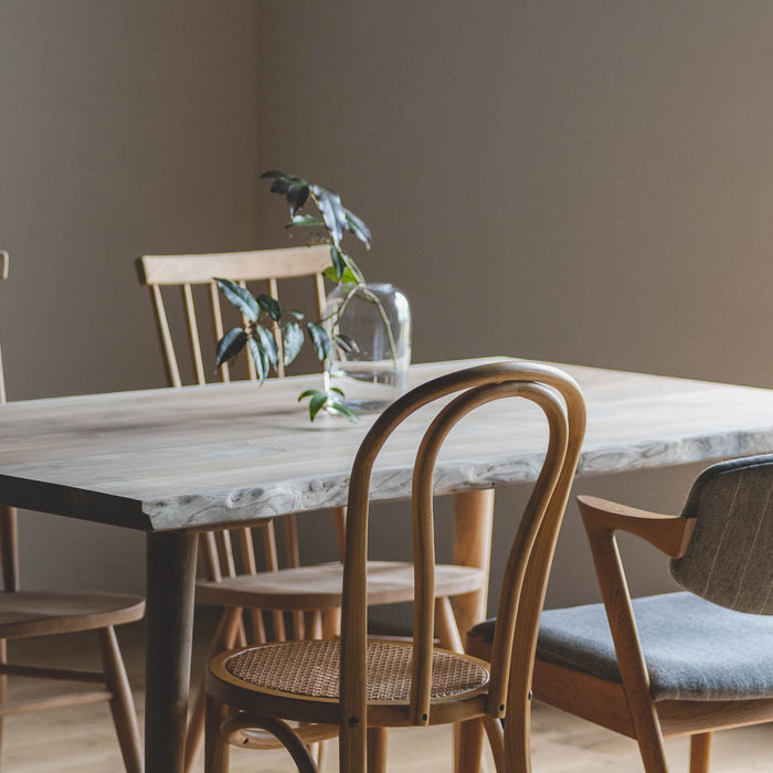 表情豊かな一点物の天板 - Coupe dining table