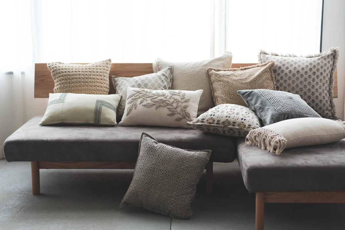 ブラウン円形ファブリッククッション category_cushion_cover_2212_12