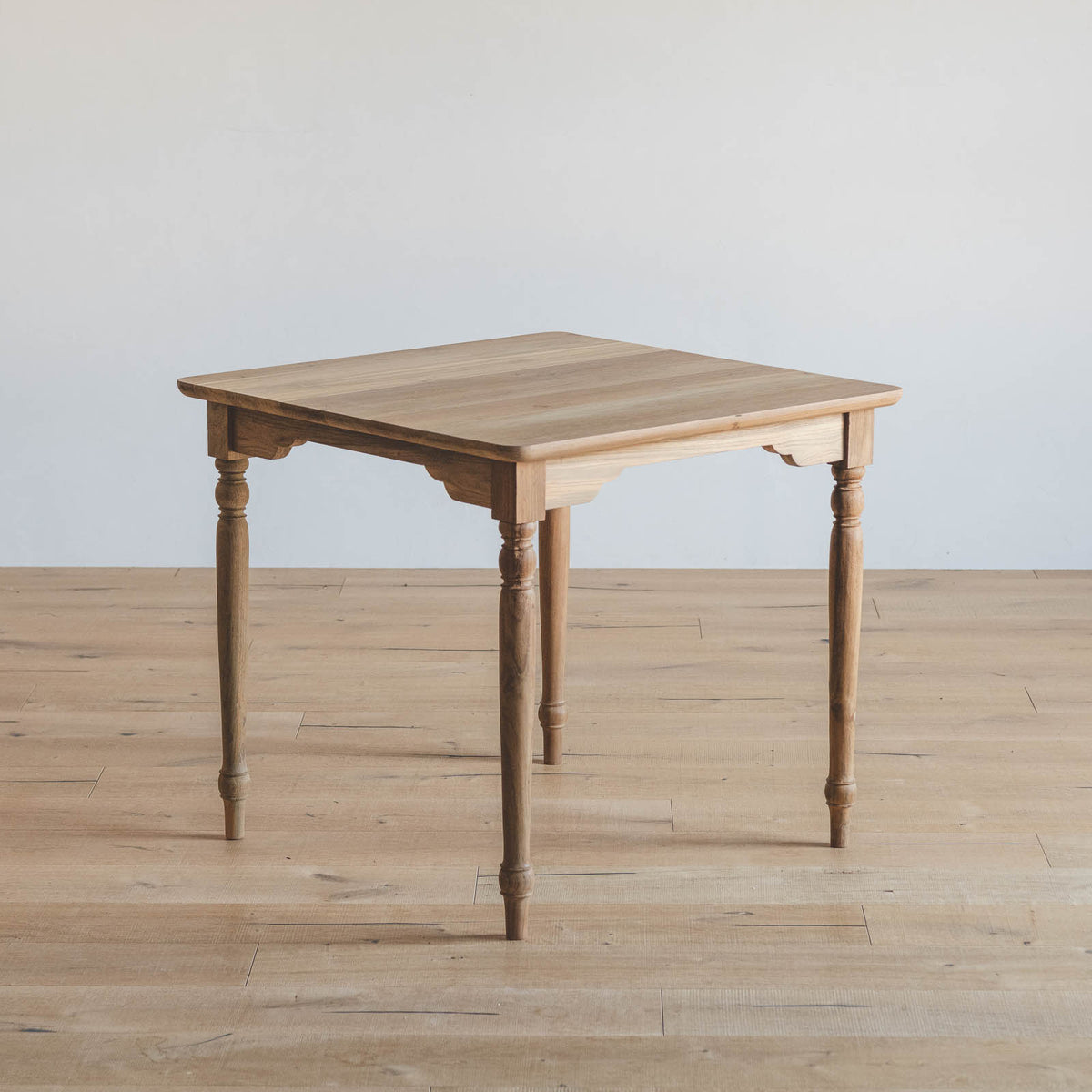 22tb068_00_1200x1200_crop_cent