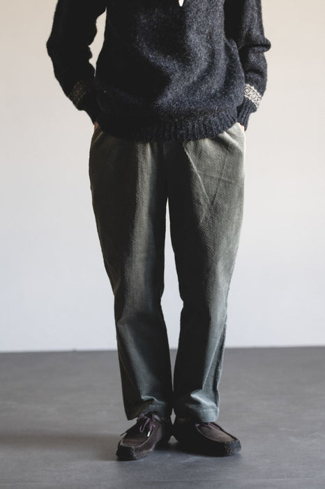 8WALE CORDUROY EASY TAPERED PANTS