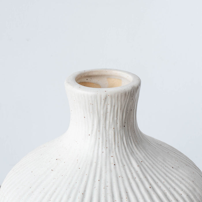 贝壳形花瓶