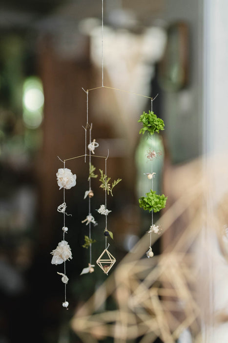 etelä | 花と植物とヒンメリのモビール《Lulu》| ヒンメリ