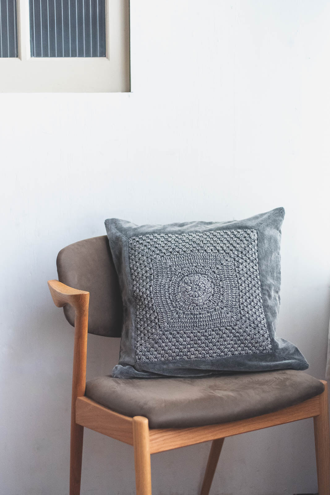 海外買い付け★クッションカバービーズ・ビジュー・ゴージャス・ベロア・アンティーク 25003211_00_1200x1799.jpg?v=