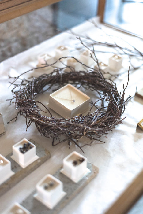 バーチツイッグリース φ23cm ブラウン/ホワイト