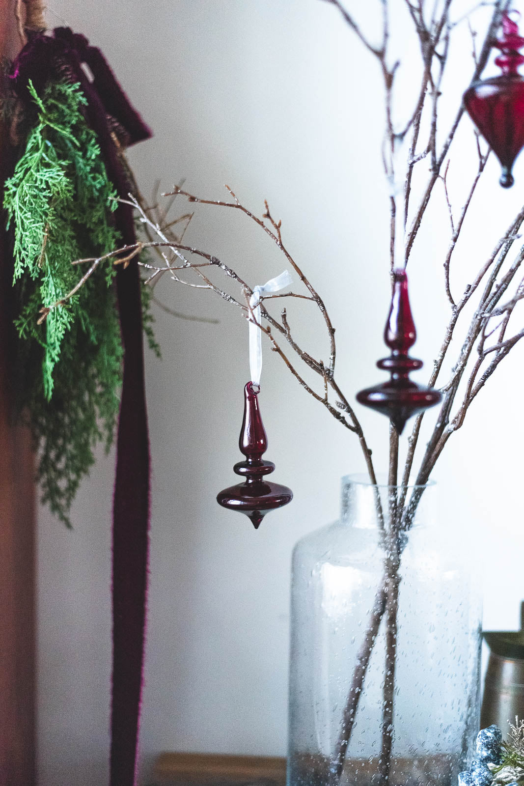 Berry Lily ガラスオーナメント 6個セット｜深みのある赤が映える