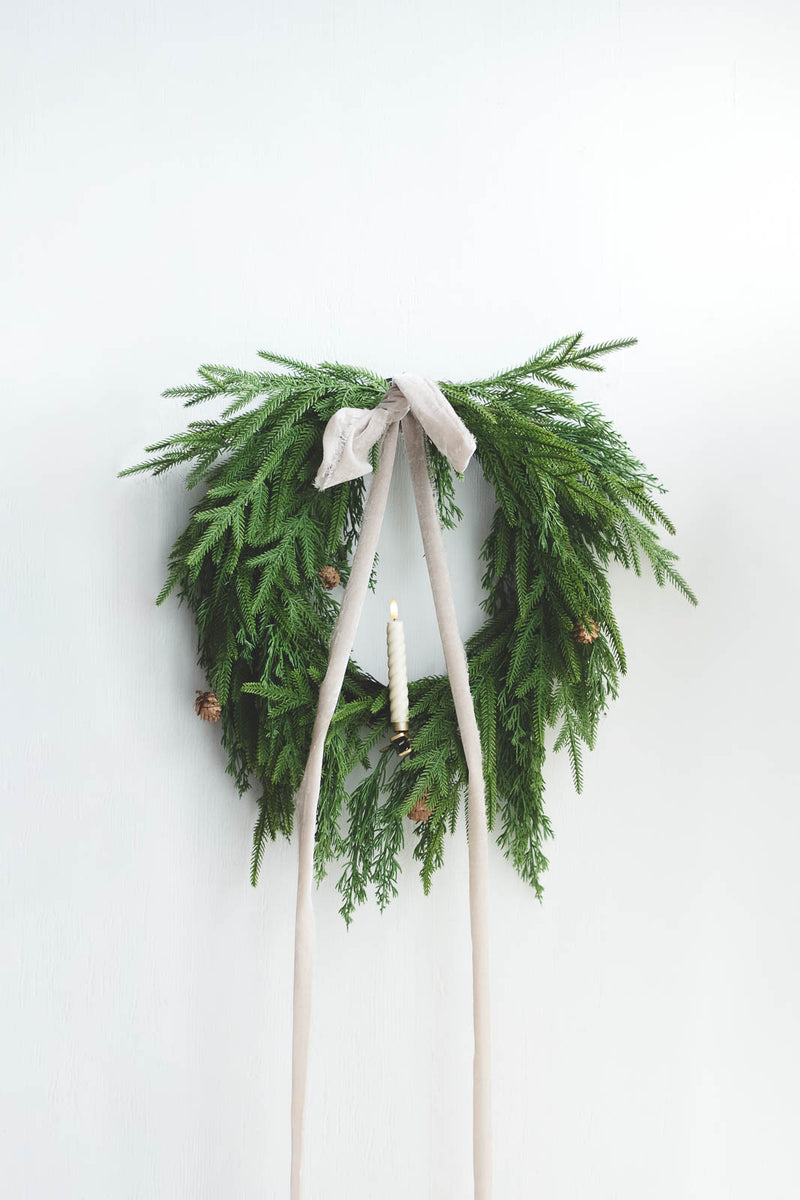 cae様　Forest wrapped in silence 静かな森のリース wrapped in silence 静かな森のラウンドリース30cm cae様 Forest