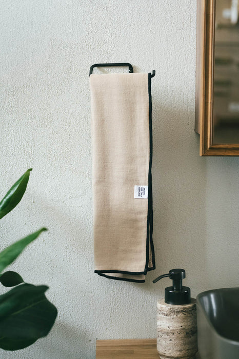 【Bent】Line hanger BK