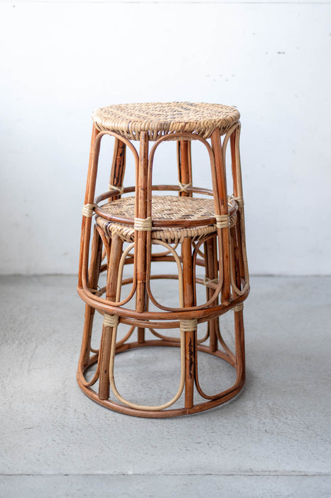 amuco スタッキングラタンスツール