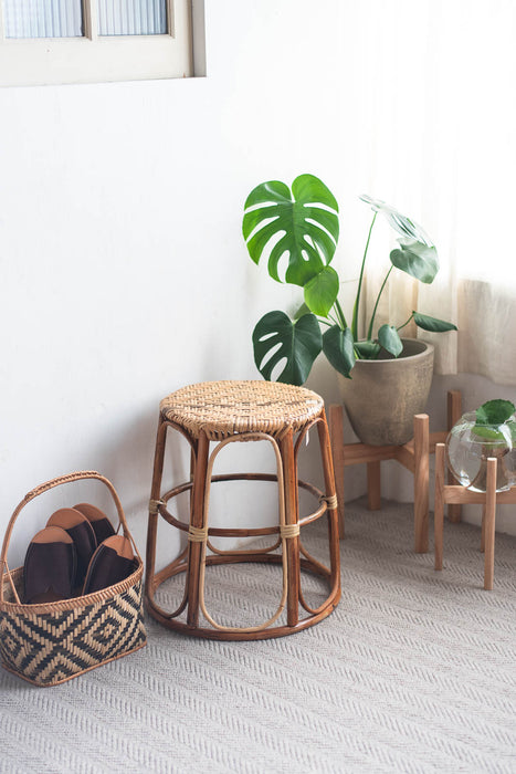 amuco スタッキングラタンスツール