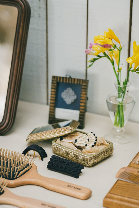 Resin Box with mirror lid