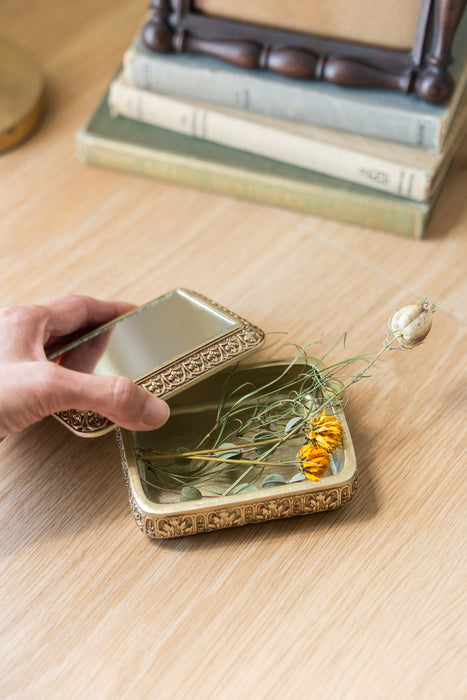 Resin Box with mirror lid