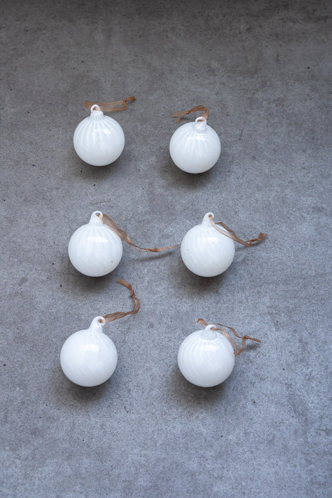 Nami White Ball | ガラスオーナメント