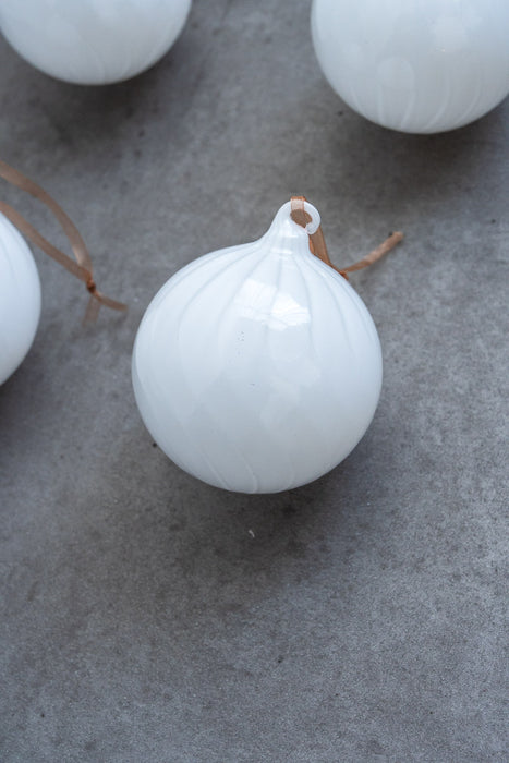 Nami White Ball | ガラスオーナメント