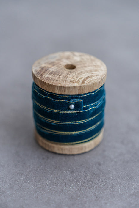 Velvet narrow ribbon