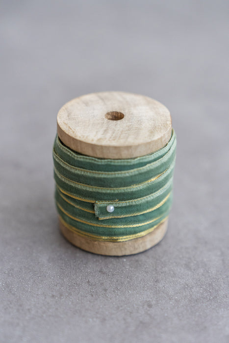 Velvet narrow ribbon