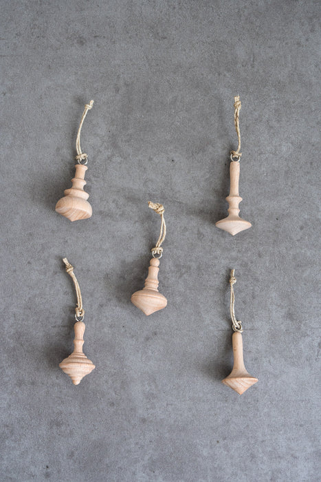 LUND petit | Wooden Ornaments (Set of 5)