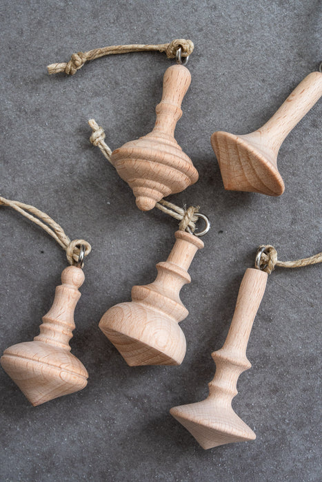 LUND petit | Wooden Ornaments (Set of 5)
