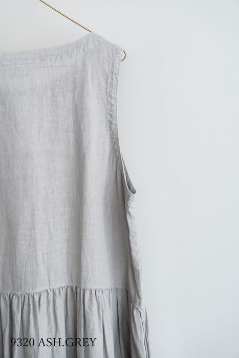 ARMEN | LINEN PLAIN OVERDYE BOAT NECK SLEEVELESS ONE-PIECE