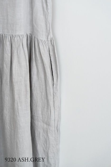 ARMEN | LINEN PLAIN OVERDYE BOAT NECK SLEEVELESS ONE-PIECE