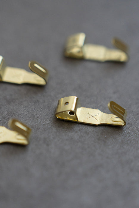 Frank Shaw X Picture Hooks