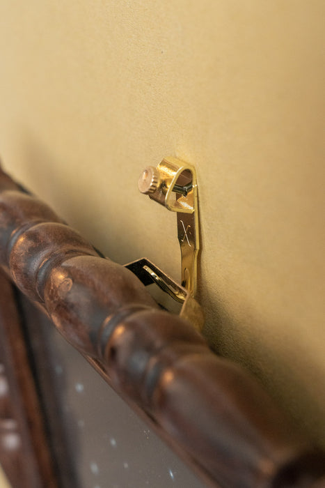 Frank Shaw X Picture Hooks