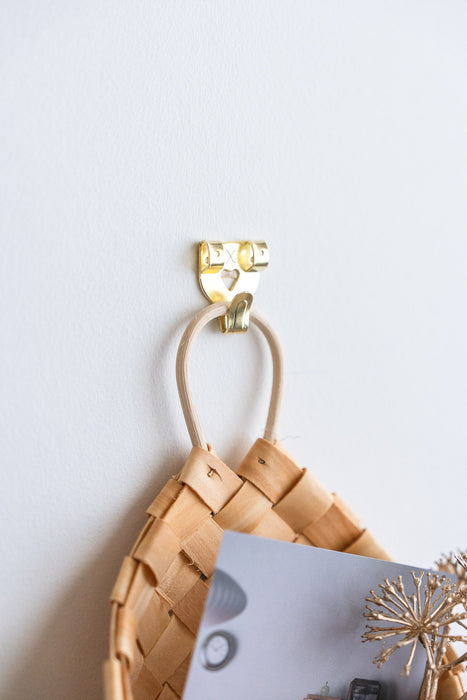 Frank Shaw X Picture Hooks