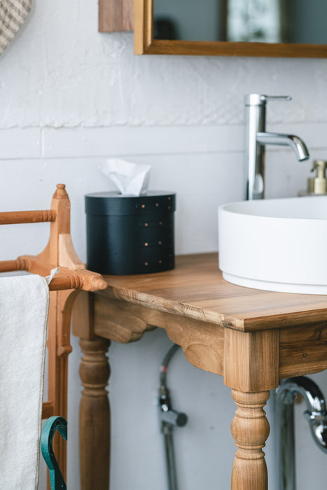 Coal Vanity Counter