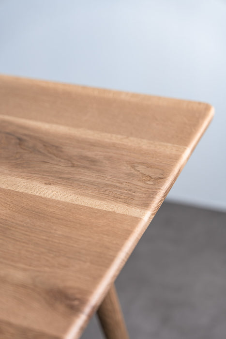 Oak テーパードレッグテーブル