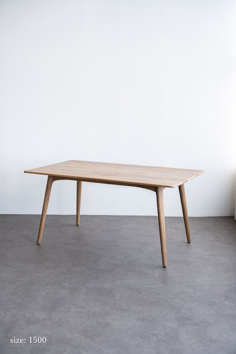 Oak テーパードレッグテーブル