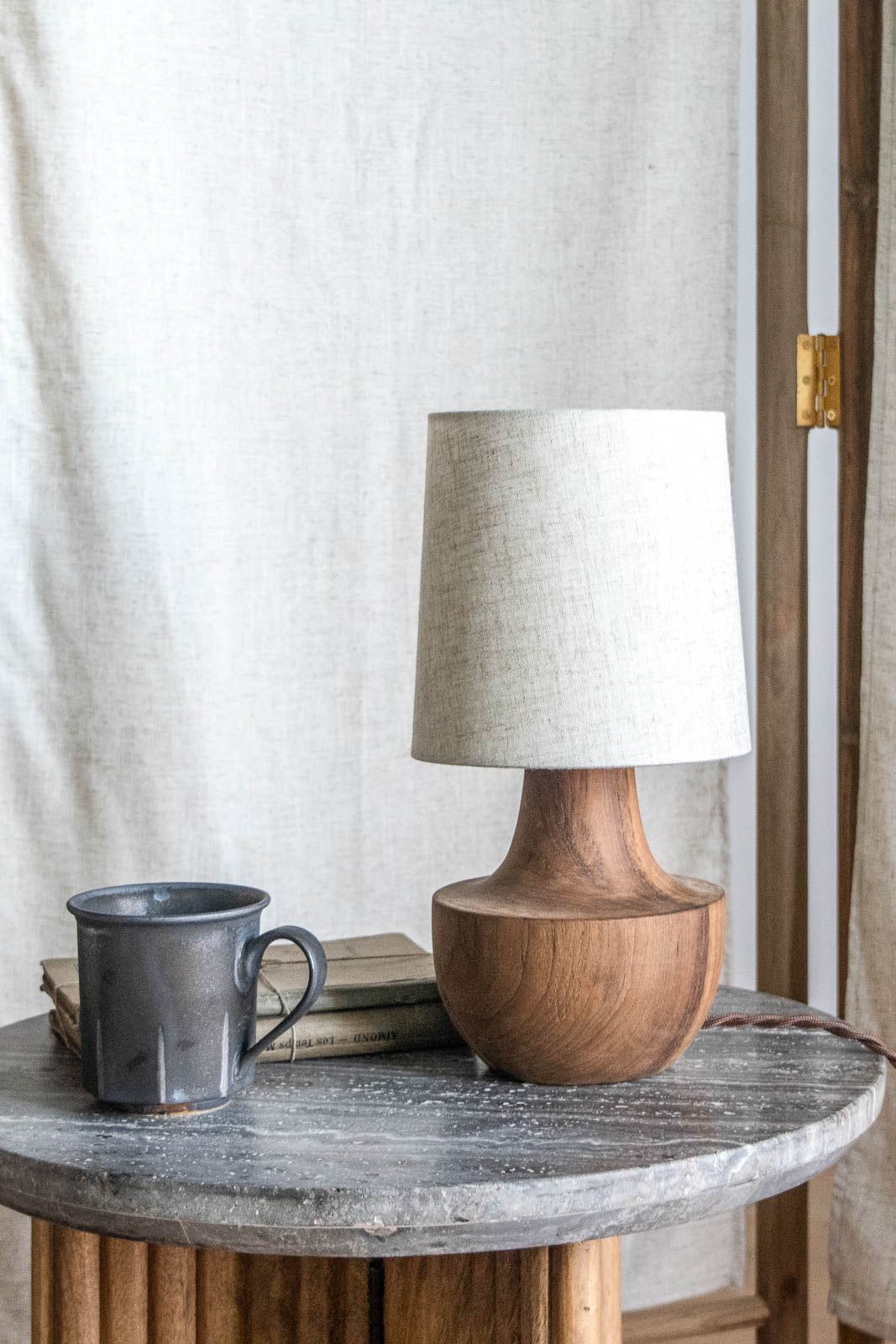 Rustic Wood Curve Table Light｜チーク無垢材 ろくろ加工の木製照明