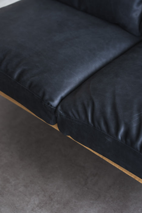 Flow 1P Sofa Oil Leather