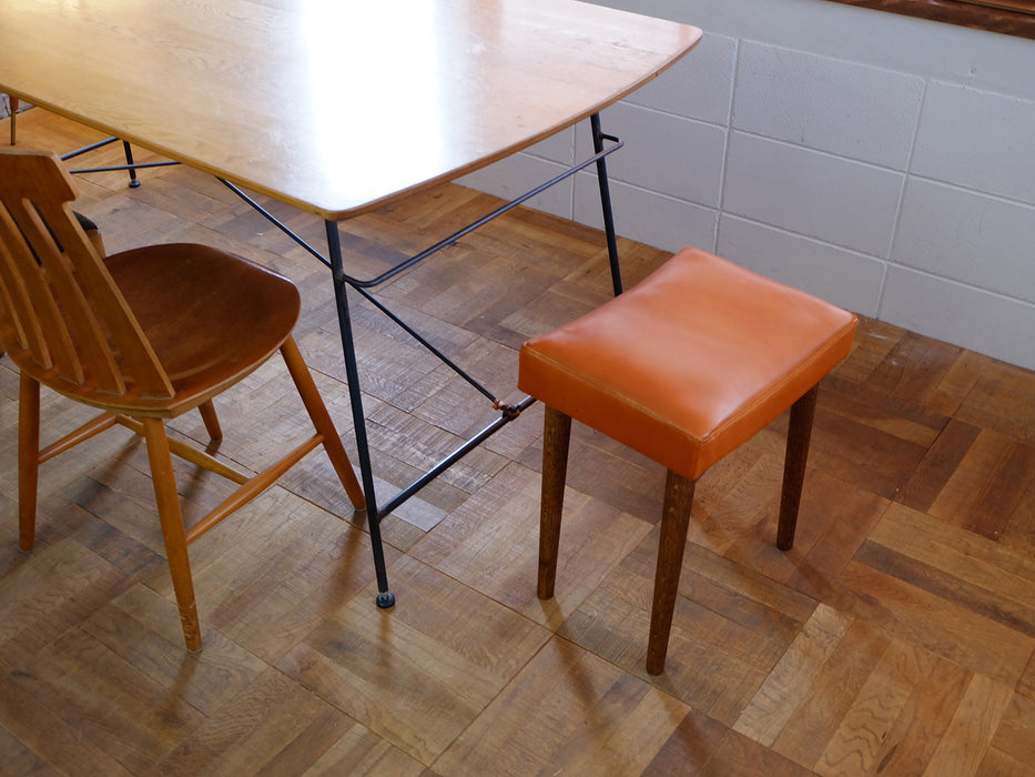 square stool