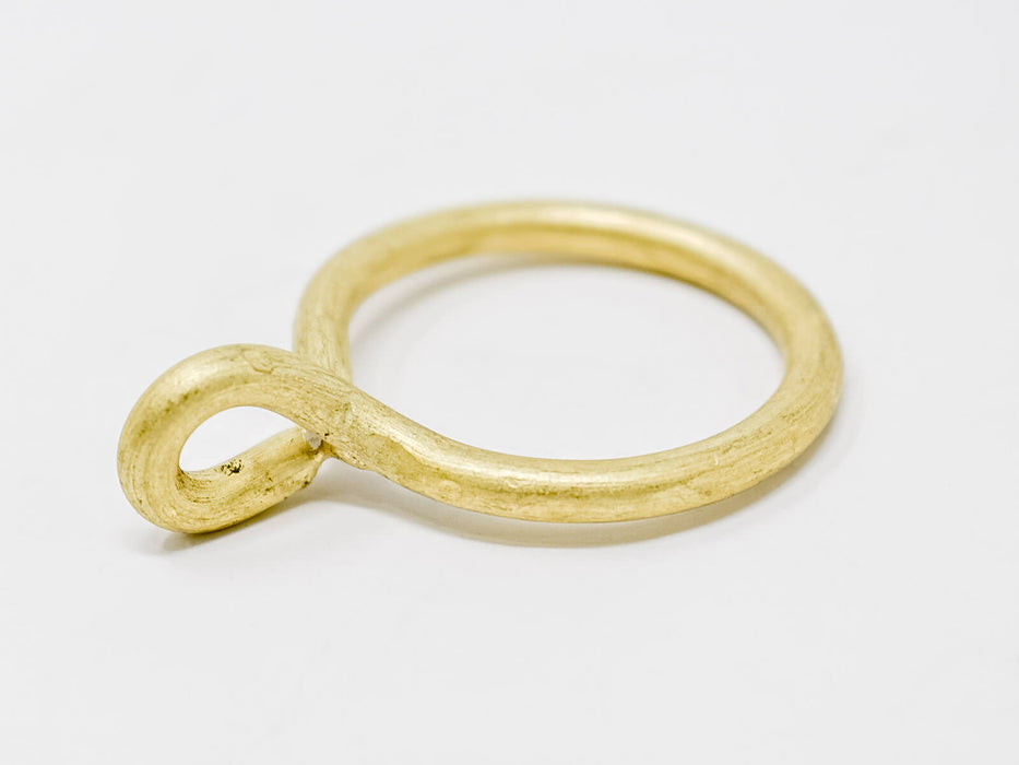 curtain ring (gold)